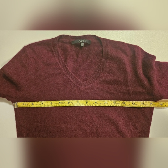 Quince 100% Luxe Baby Cashmere V-Neck Sweater - Picture 5 of 5